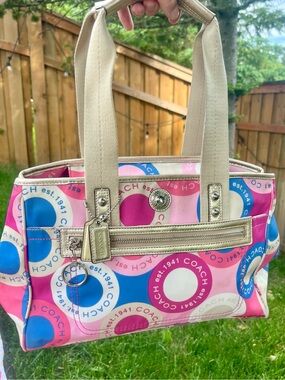 Coach Daisy Scarf Print Tote 15165
